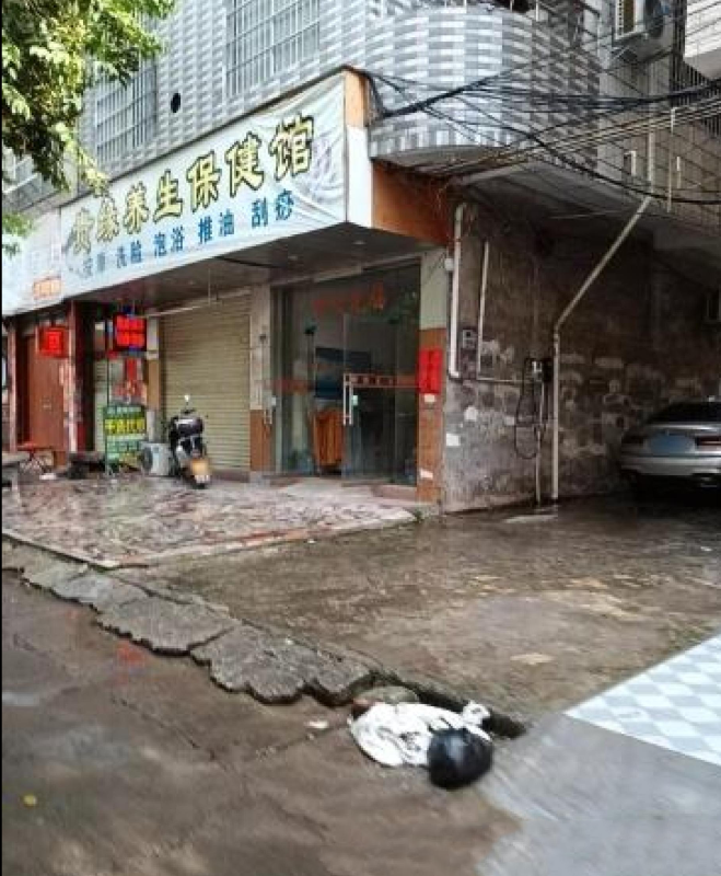 桂平医院二门诊部附近-买色网