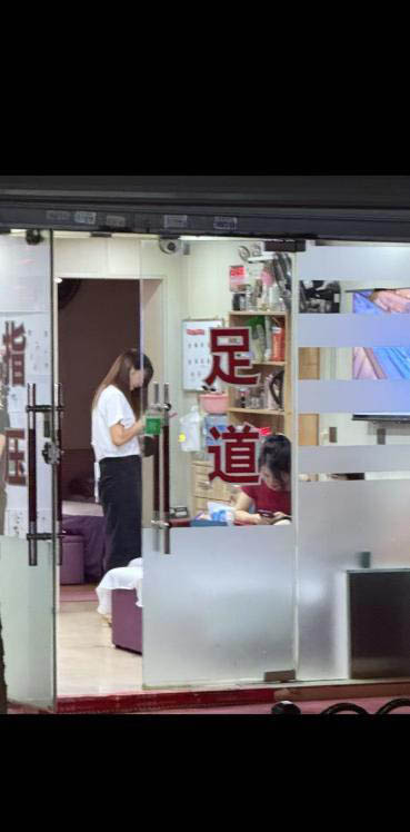 路边小店出击-买色网