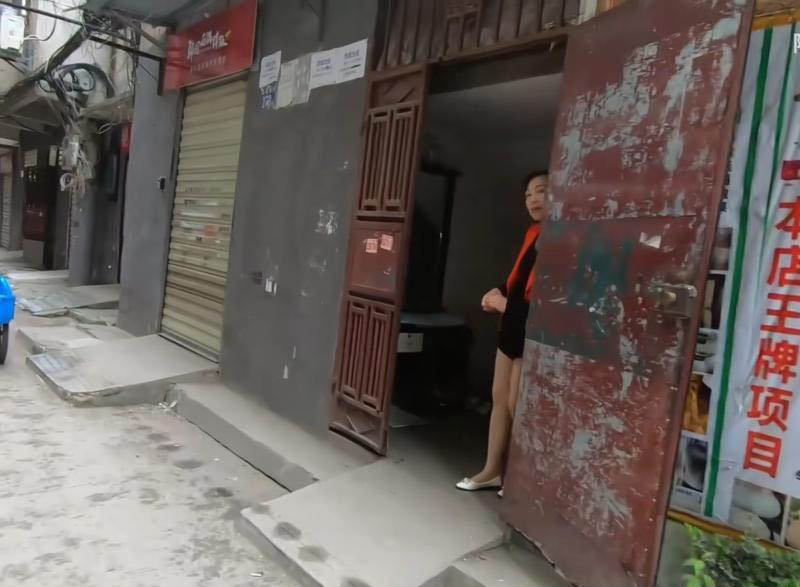 武汉暗巷-买色网