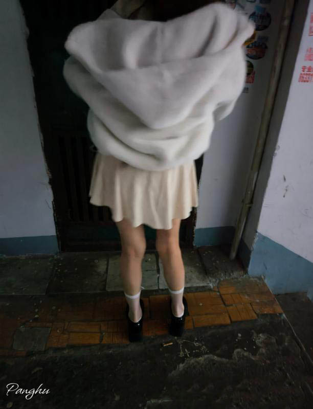 青山沿港路探店-买色网