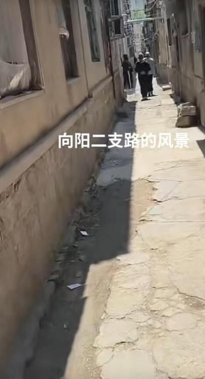 李沧小路-买色网