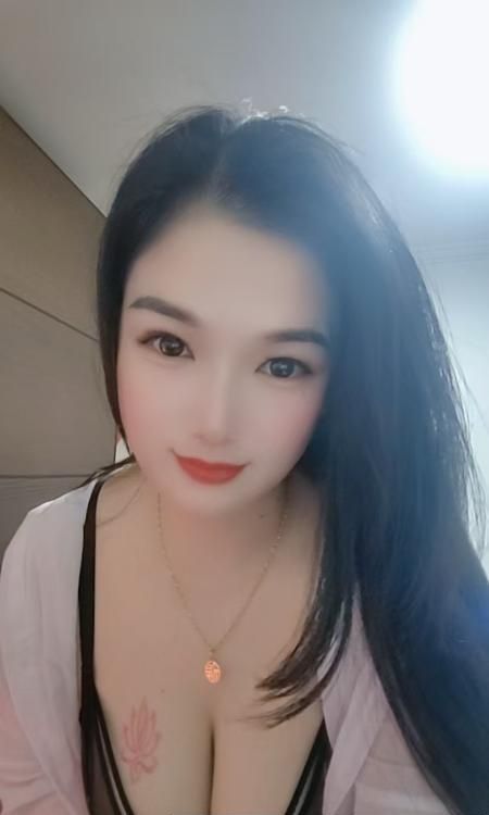 闵行巨乳情妇-买色网