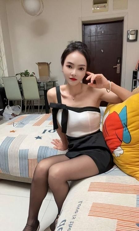 苗条款朵朵-买色网
