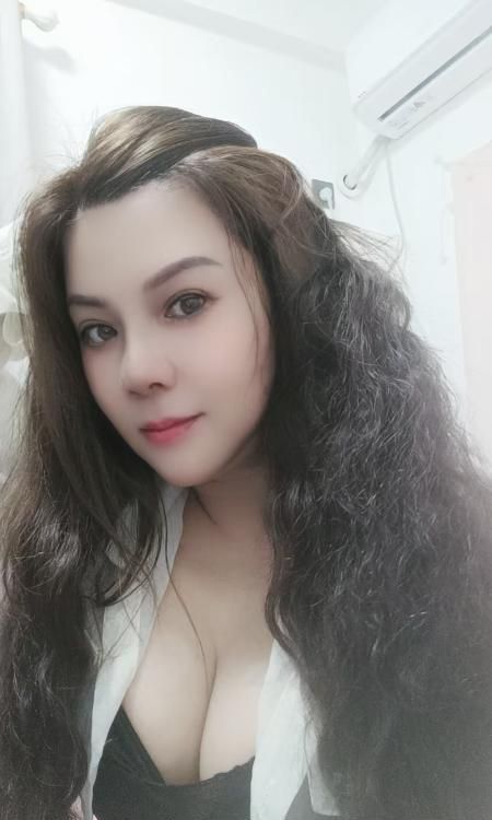 大波浪服务型少妇-买色网