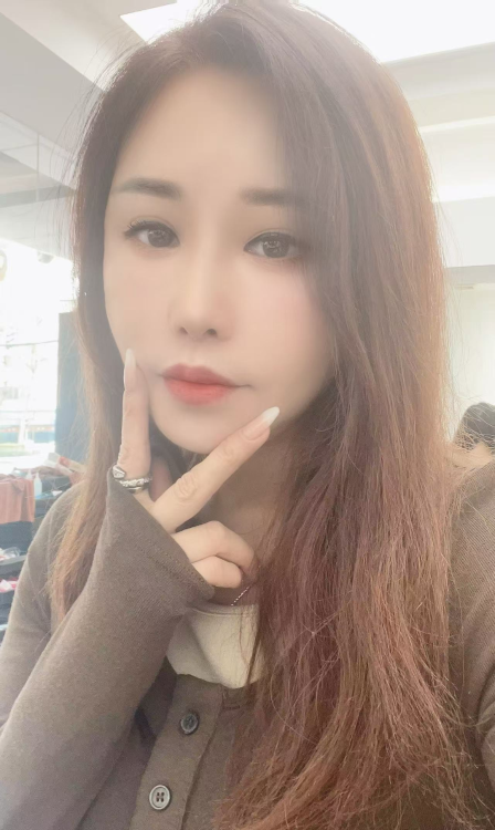 海珠大胸小辣椒-买色网