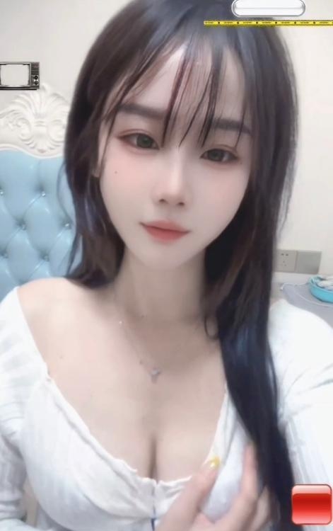 桥西大奶精神小妹-买色网