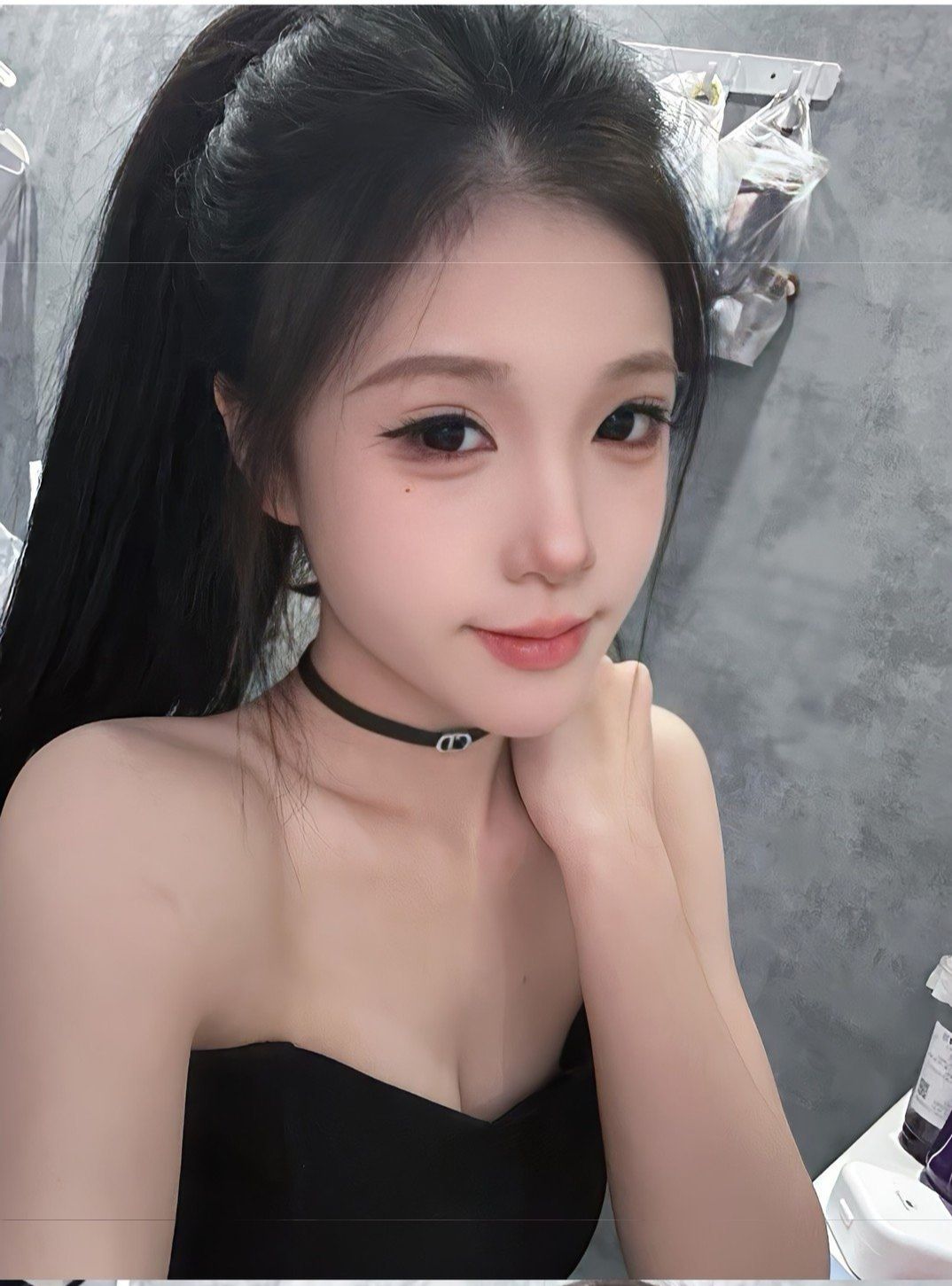 漂亮美女果果-买色网
