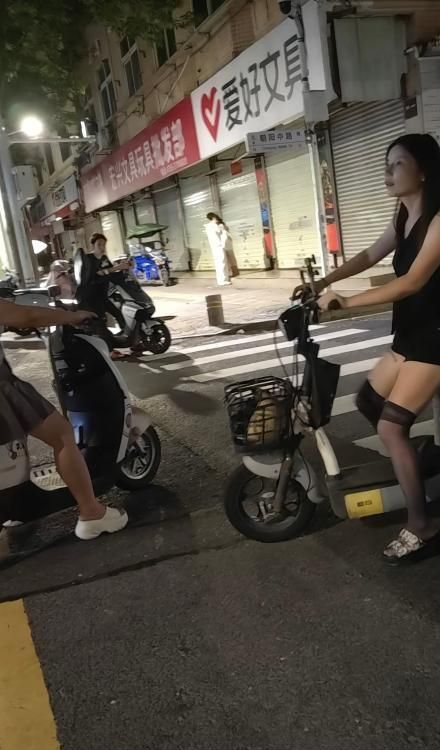 宝安摩的女-买色网