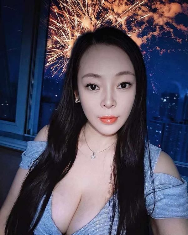 沙坪坝巨乳莉莉姐-买色网