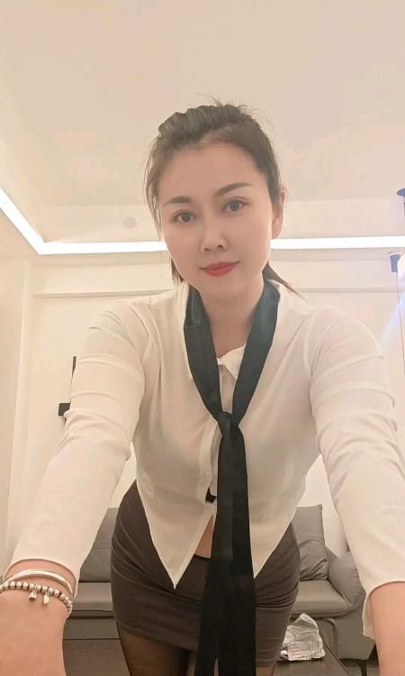 中坝不限次美美-买色网