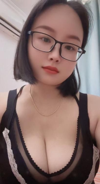 爆艹家暴偷情少妇-买色网