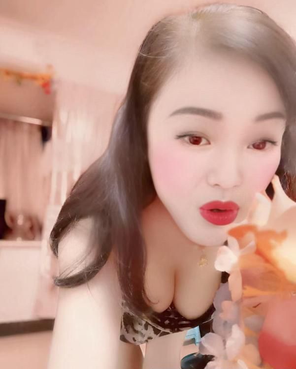 大胸泻火少妇-买色网