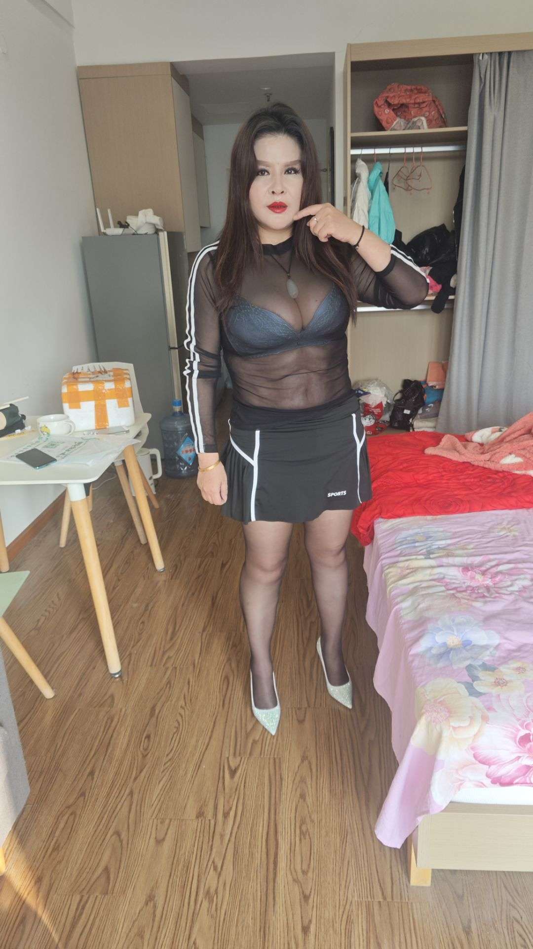 大胸肥臀丰满熟妇-买色网