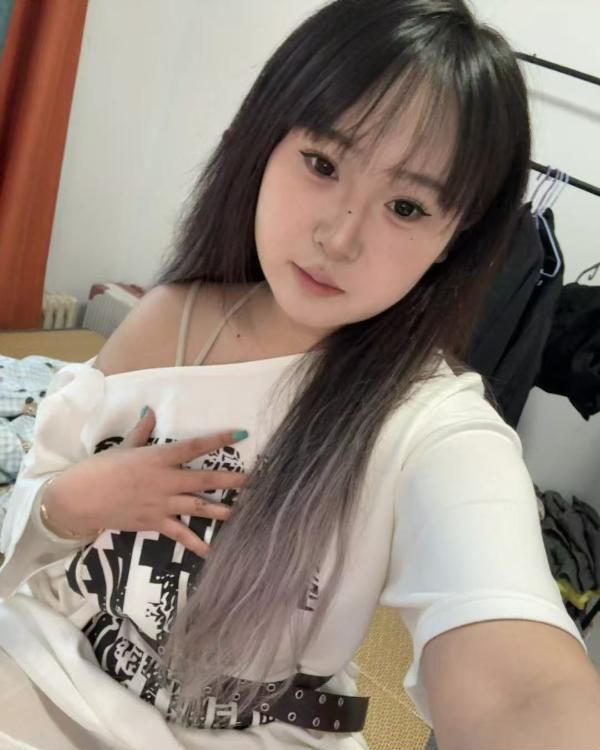 铁西婴儿肥小妖精-买色网
