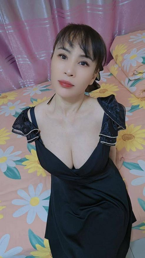 北工大泻火熟女骚配图2