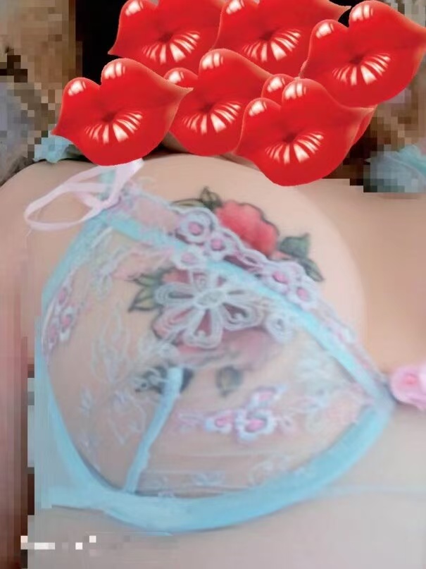 再战奶子纹身熟女-买色网