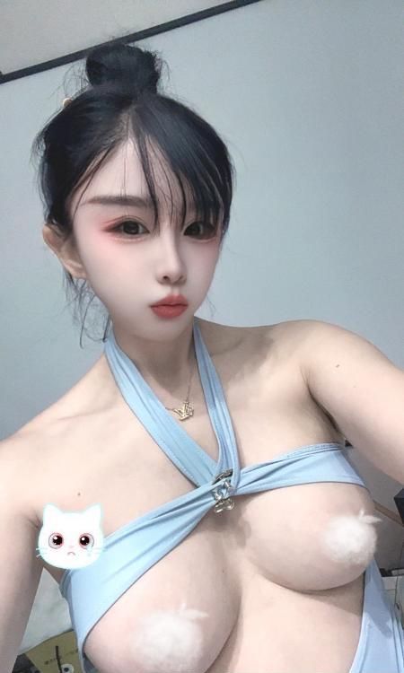 粉嫩小鲍鱼-买色网