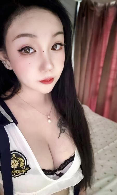 罗湖大奶肥臀轻熟女-买色网