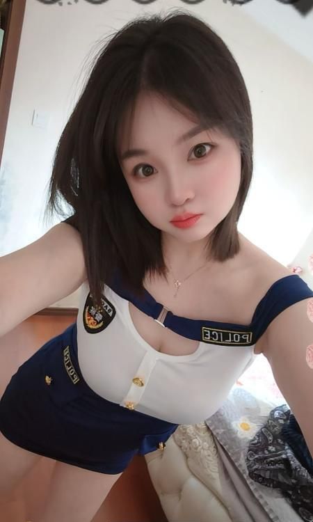 汉口身材超棒小姐姐-买色网
