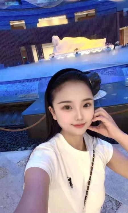 金桥气质大长腿配图3