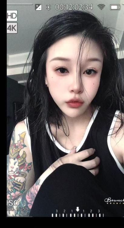 市北纹身小骚货配图3