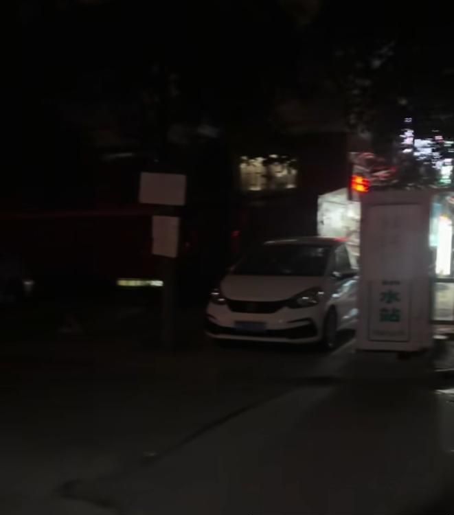 管城小区老地方-买色网