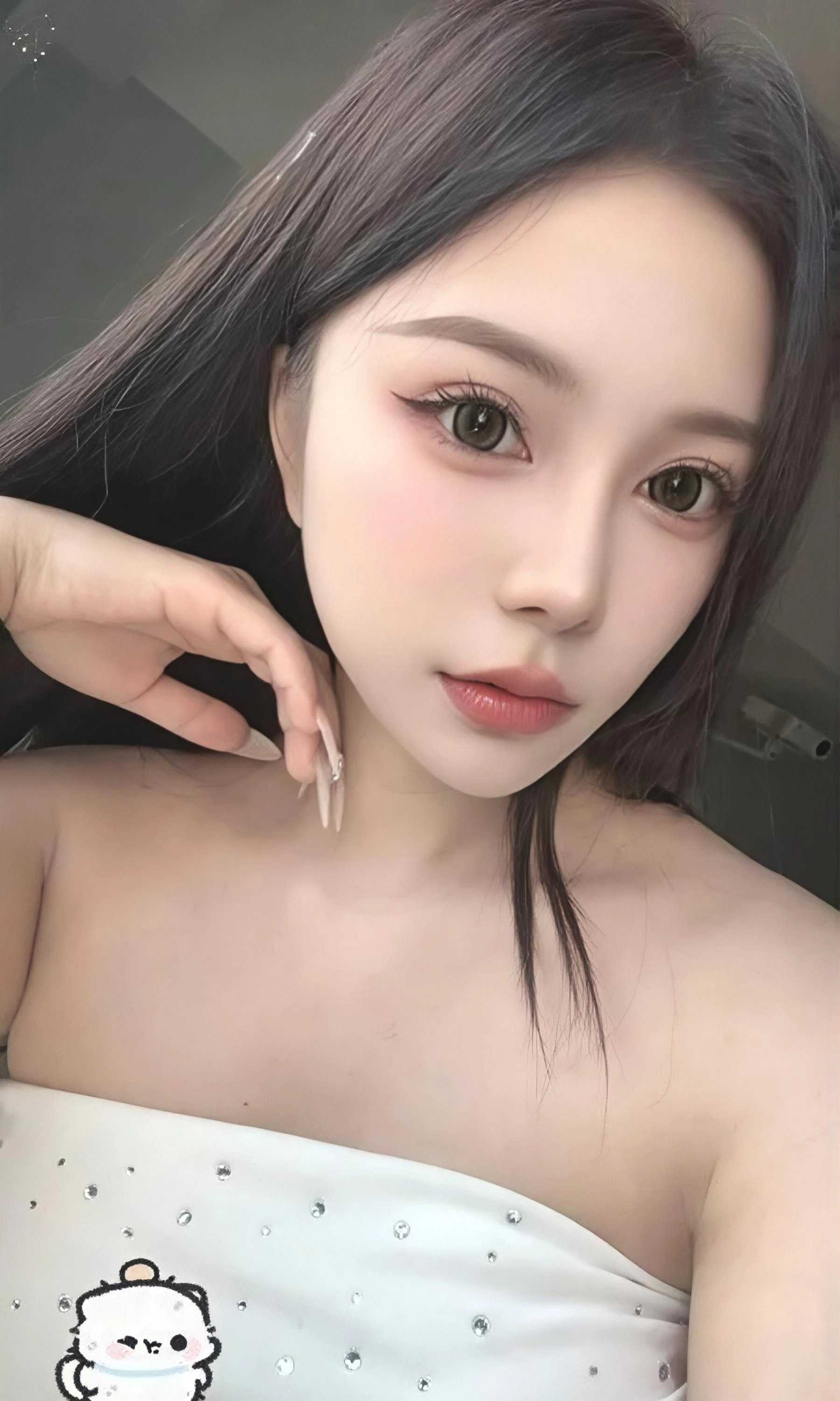 性感肤白美静静-买色网