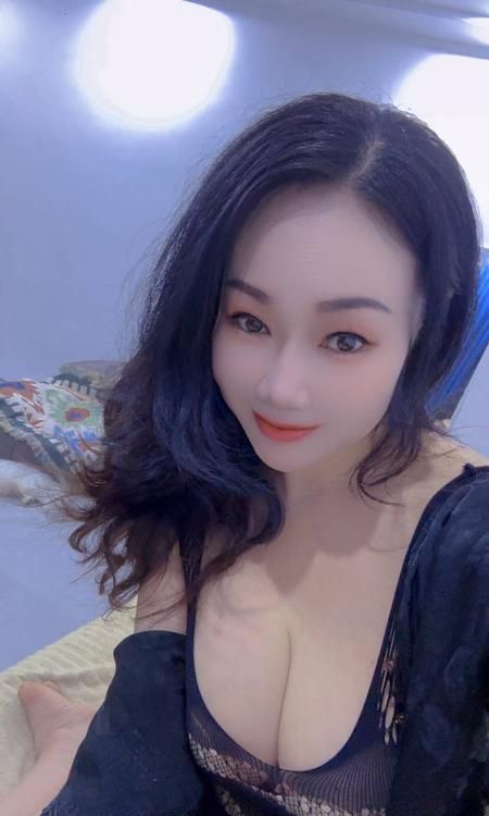 白云大胸少妇蕊蕊-买色网