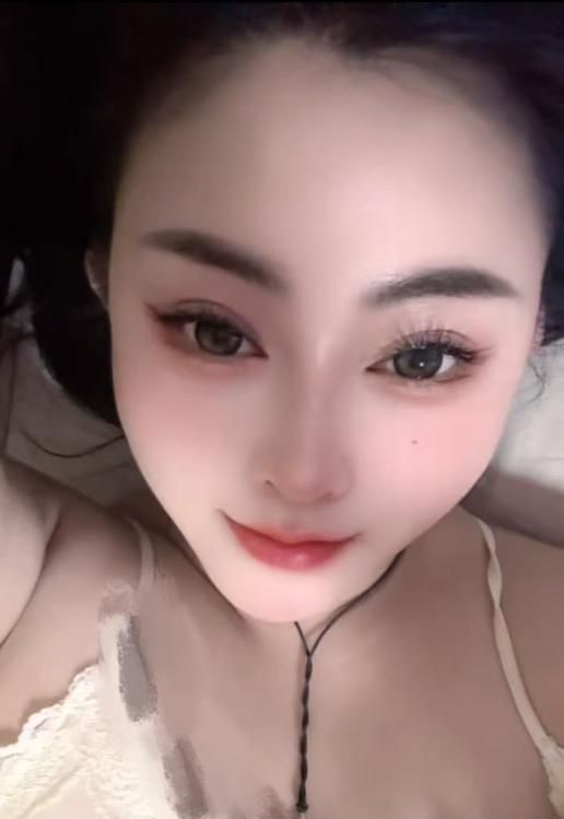 河东清纯小护士配图2