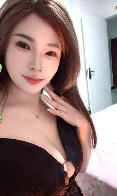 二刷上城吃不饱的彤彤配图1