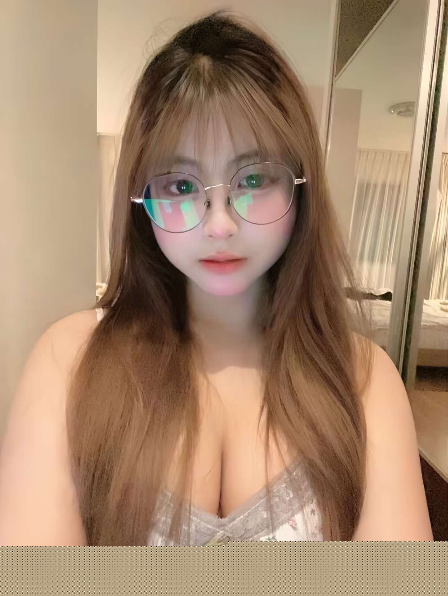 微胖多水女孩-买色网