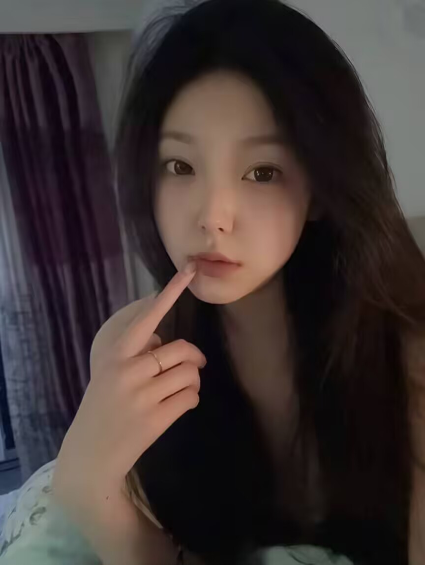 妩媚性感大学生配图4
