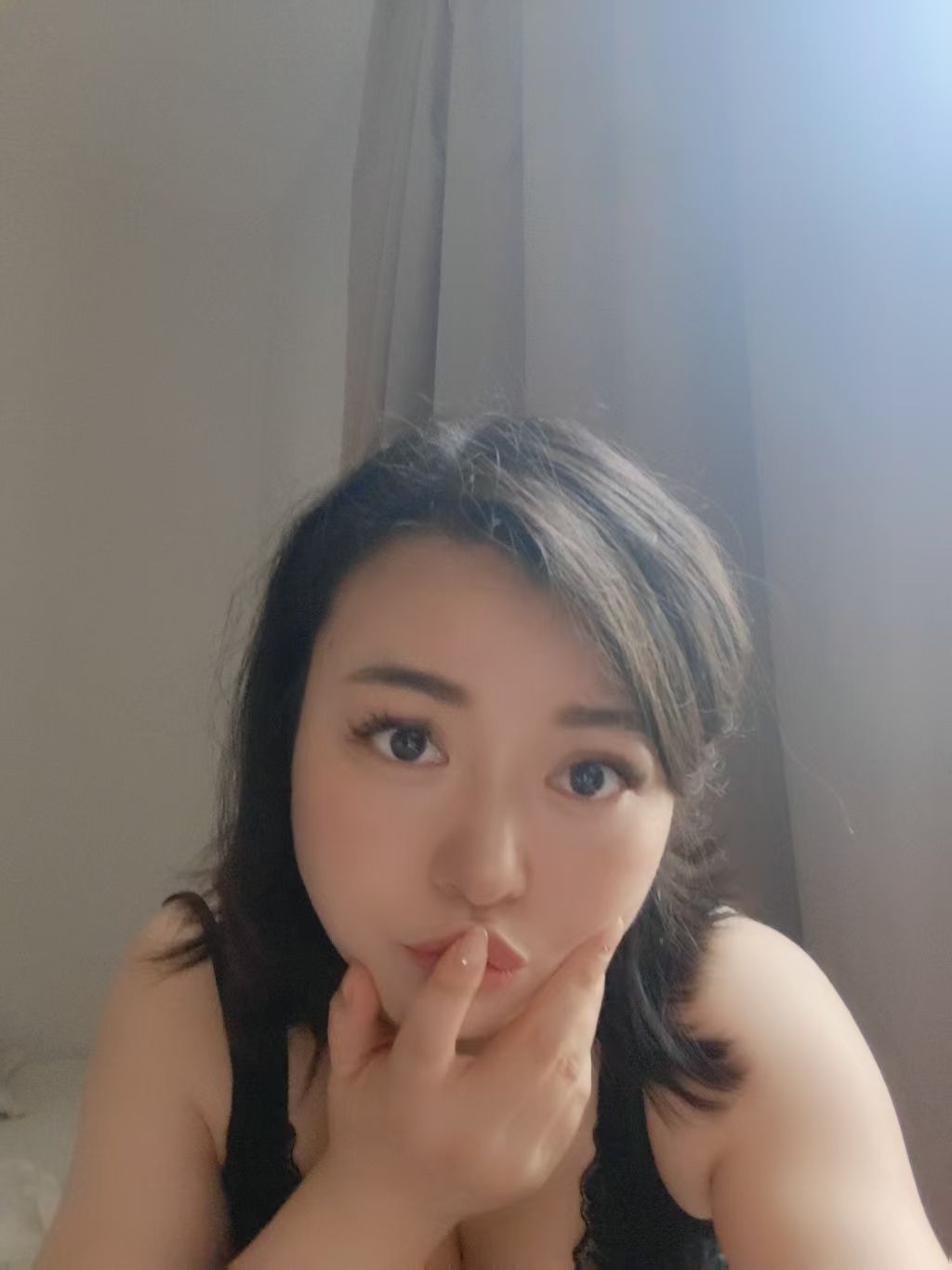 会潮喷的服务系少妇配图3