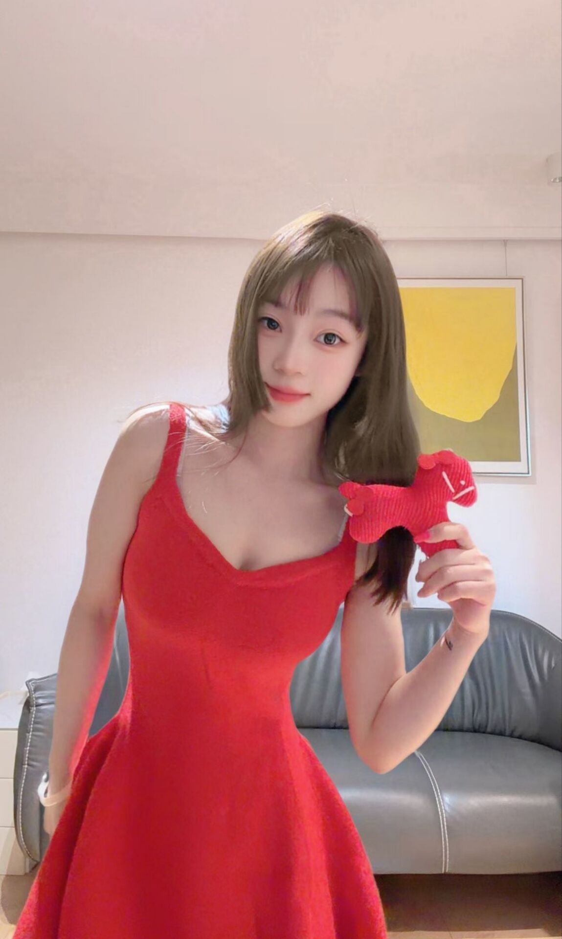 爱游戏的嫩妹甜甜配图3