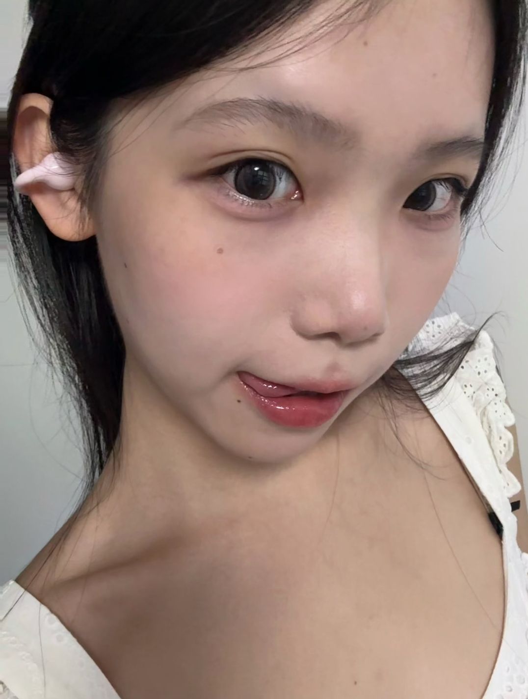 大连清纯小嫩妹配图2