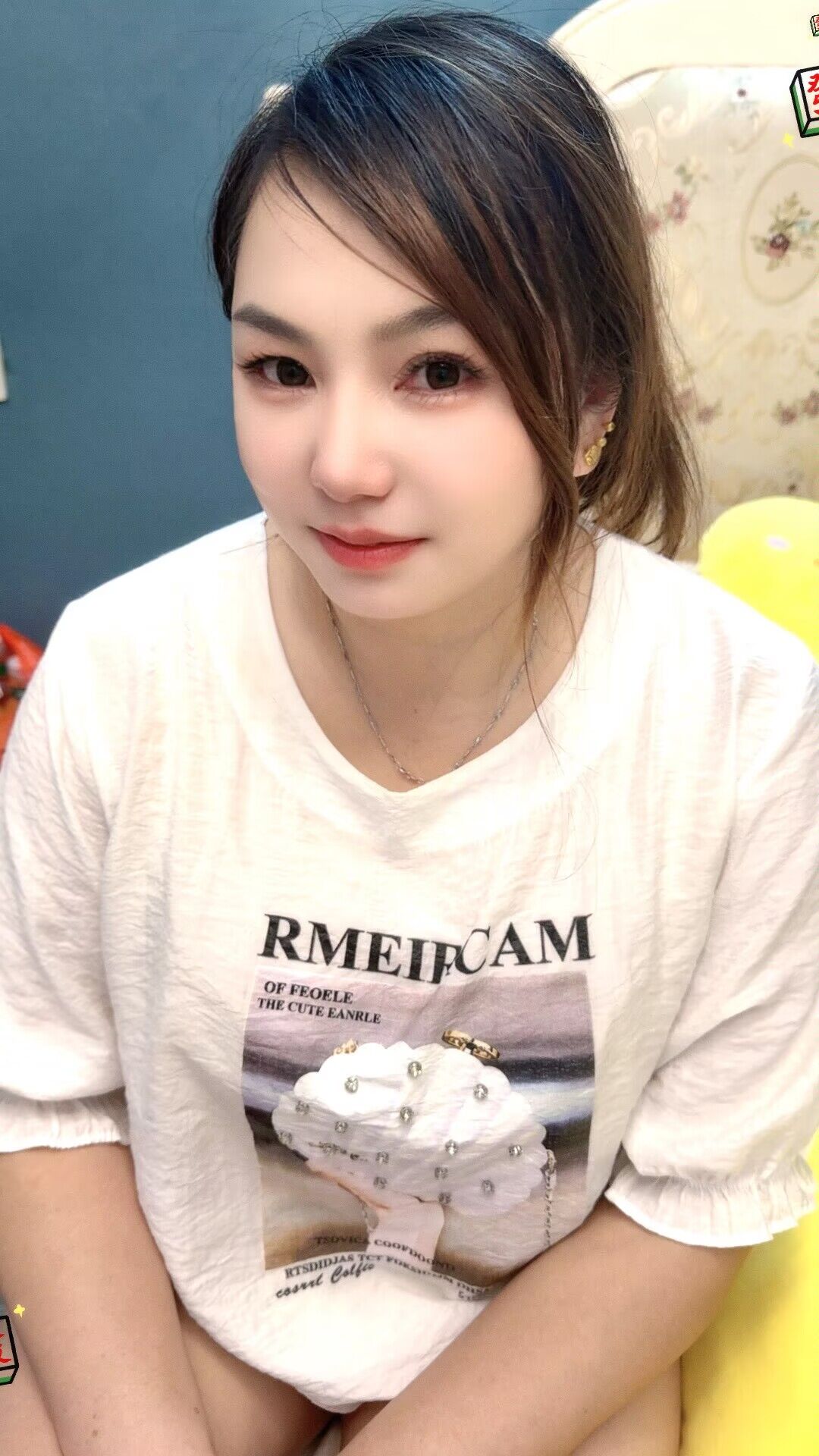 美兰湖大奶少妇配图2
