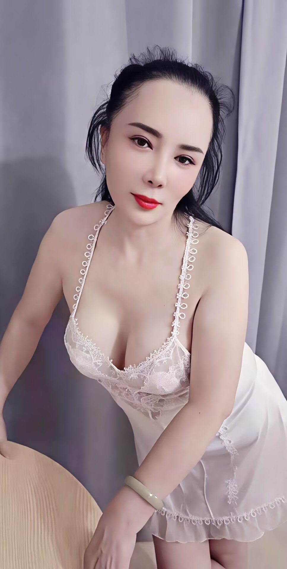 二百泄火大奶熟女-品茶社
