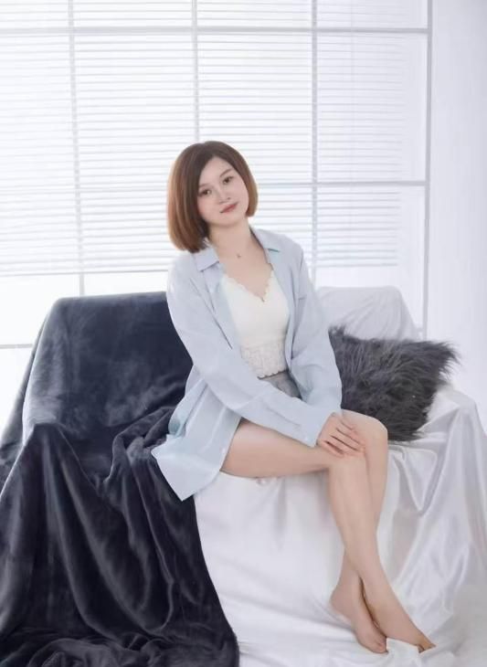 美胸大长腿御姐-品茶社