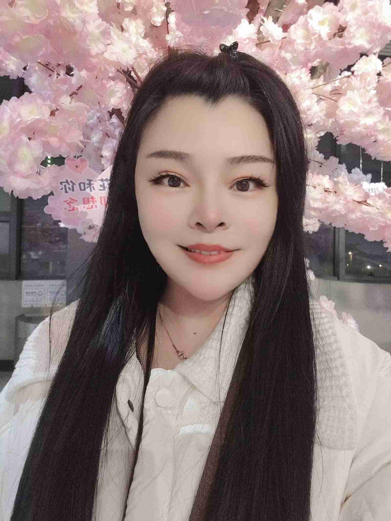 武汉少妇服务天花板-品茶社