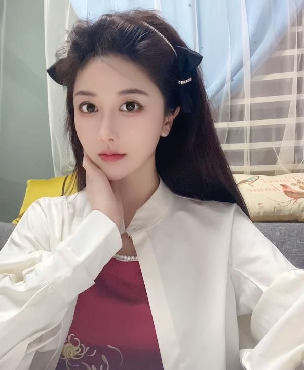 颜值女友小千代-买色网