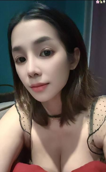 风骚服务大奶少妇小小-买色网