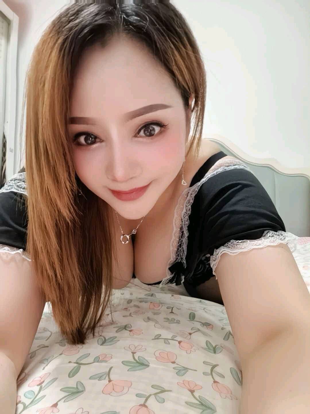 服务一流的大胸少妇-买色网