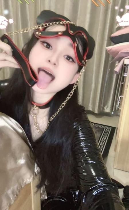服务风骚活好颜值妹子配图1
