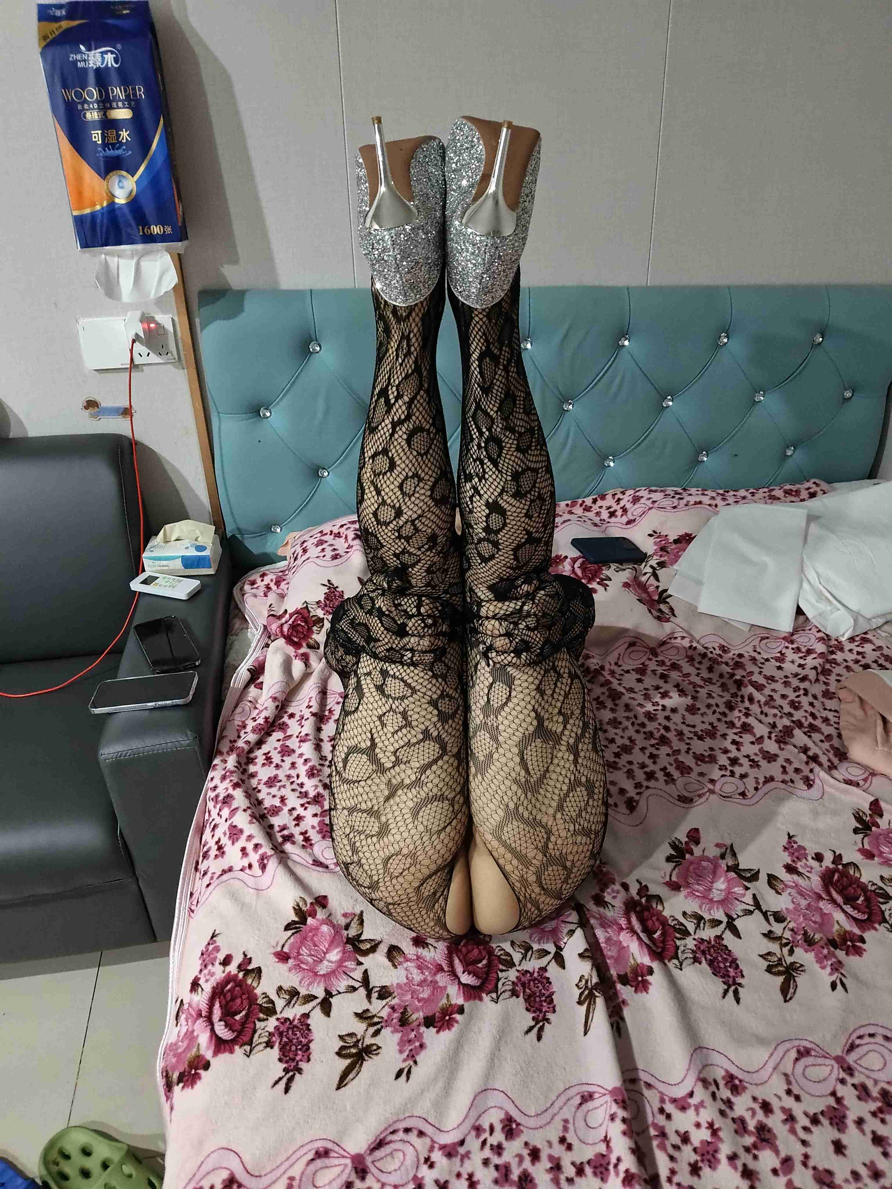 西乡顶级服务骚货少妇小爱-买色网