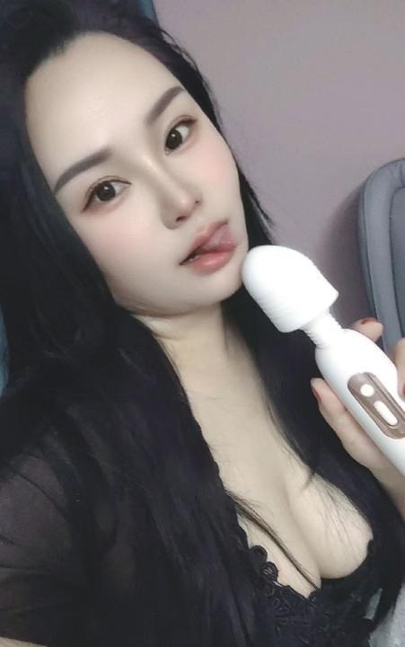 二刷熟女性感大白奶-买色网
