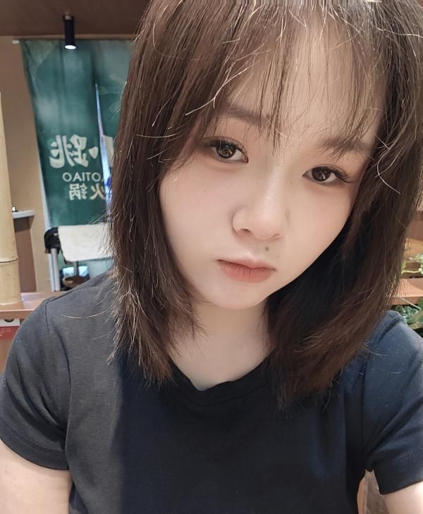 天使的女孩配图2
