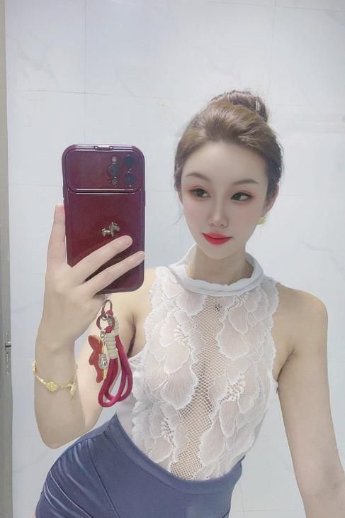 妩媚性感芙冷冷-买色网