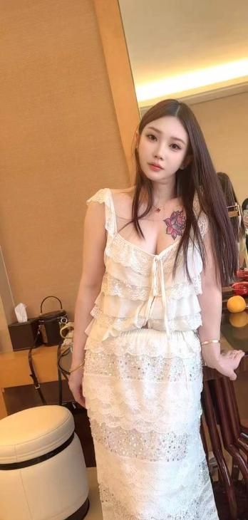 妩媚性感西西-买色网