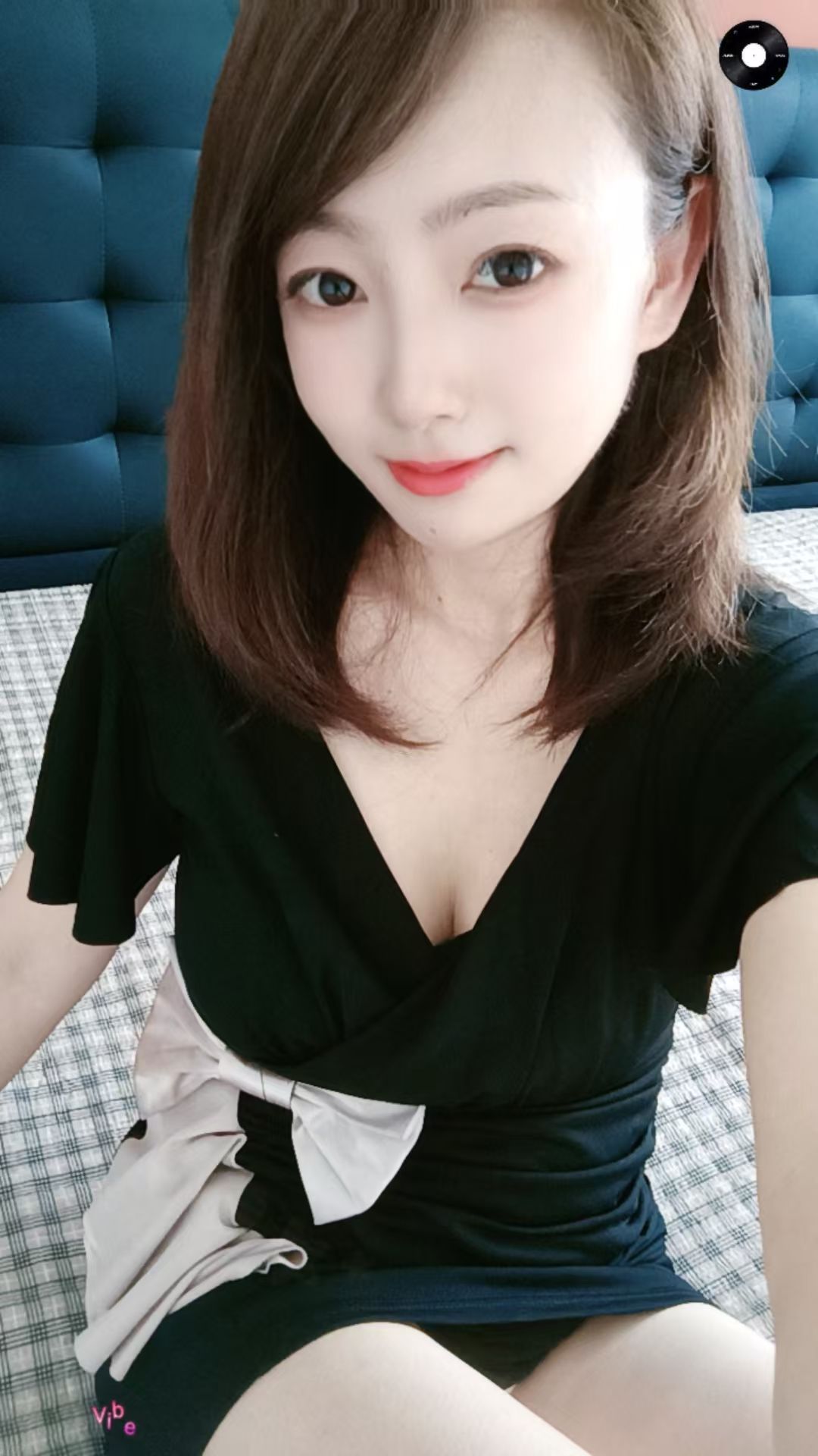 津南区娇小可人的妹子-买色网