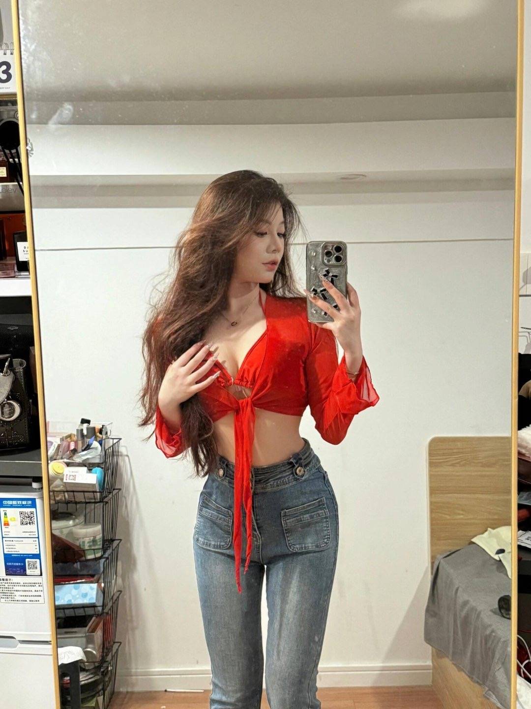 番禺舌吻御姐配图2
